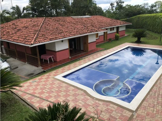 Casa Campestre Amoblada En Arriendo, Via El Caimo - Quindio