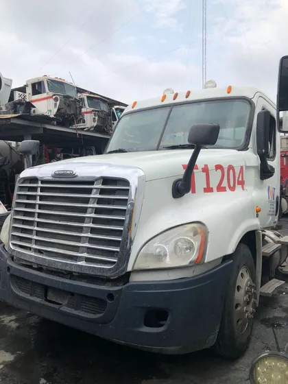 Corte Para Trailer Tractocamion Freigthliner Cascadia 2012