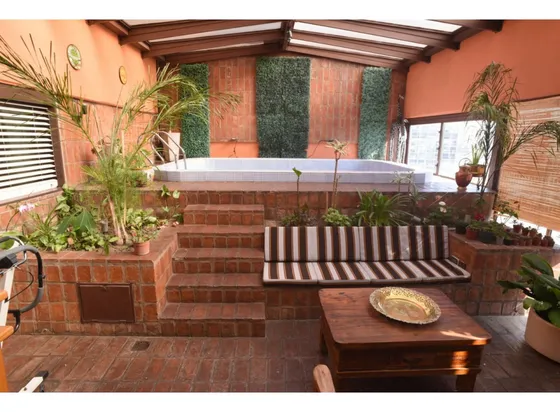 Plaza San Martìn, M.t.de Alvear 500, Pisos 22 Y 23, 6 Amb, 230m2, U$s 4,000 + Luz + Gas.