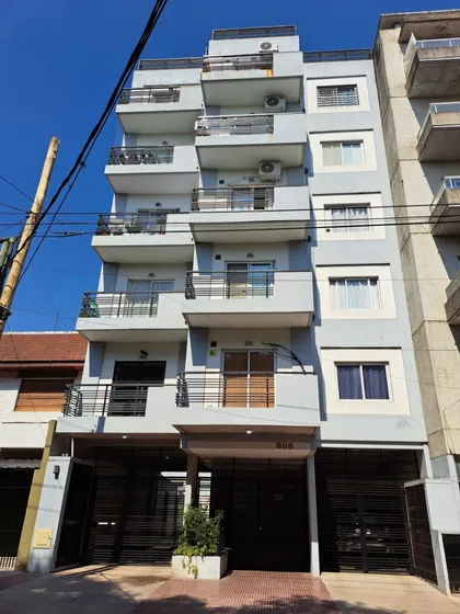 Moreno 800 - Escobar - Monoambiente C/ Balcón,muy Luminoso !