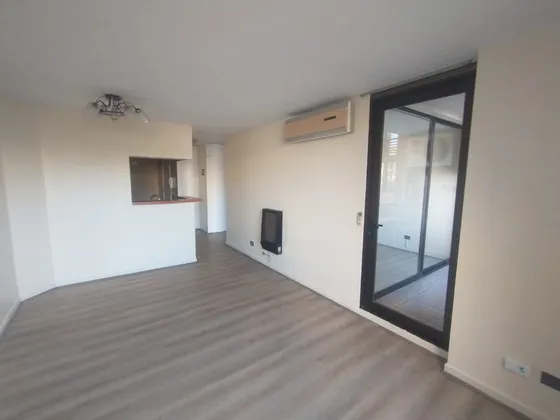 Departamento De Dos Dormitorios En Piso 3