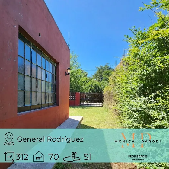 Casa En Venta En General Rodríguez  70 M² Con Piscina