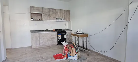 Venta De Depto 2 Amb A Estrtenar En Caseros, Tres De Febrero