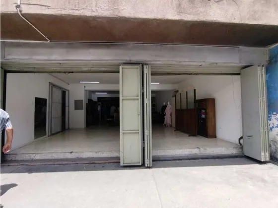 Local En Venta Avenida Baralt  En El Centro De Caracas Om-7123635