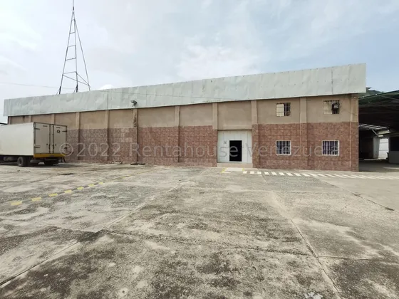 Empresa Operativa En Venta Ubicado En Zona Industrial Los Tanques Villa De Cura, Fvina 25-17110 