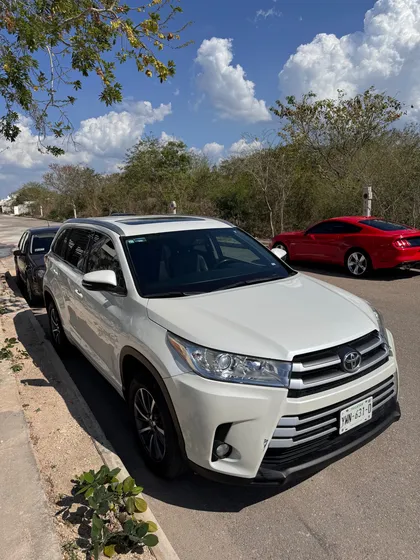 Toyota Highlander 3.5 Xle At