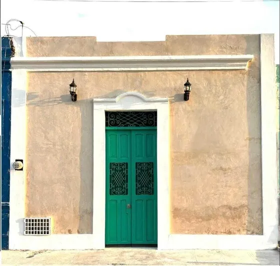 Casa En Venta Centro Con Fachada Colonial Remodelada (avc-1650)