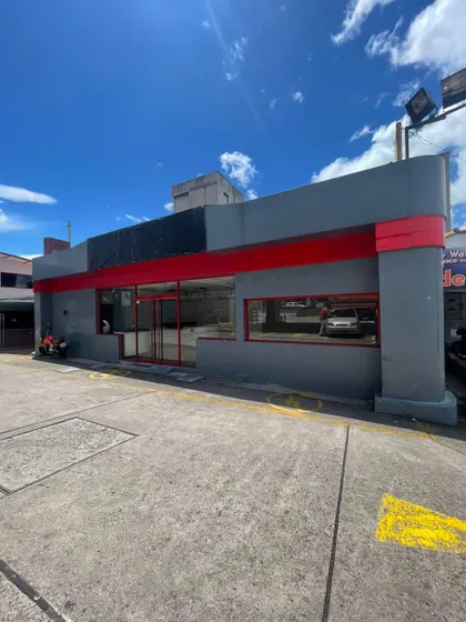 Local Barrio Obrero. E/s Texaco / Odalys Peña.