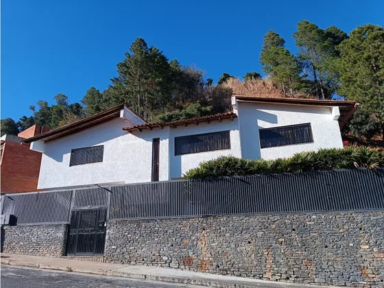 Se Vende Casa 309m2 Lomas De Prados Del Este 5694