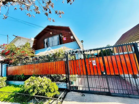 Casa En Venta De 4 Dorm. En San Miguel