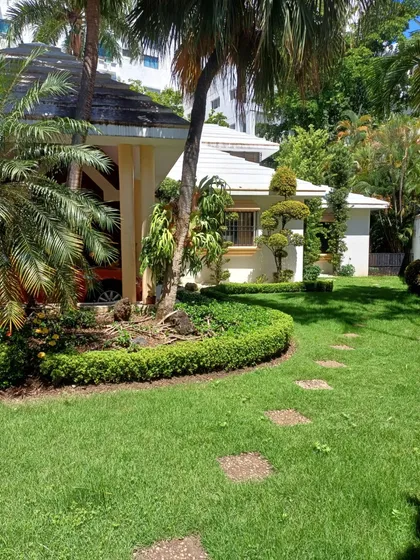 Vendo Casa En El Distrito Nacional, En Buena Ubicación Y Excelentes Condiciones 
