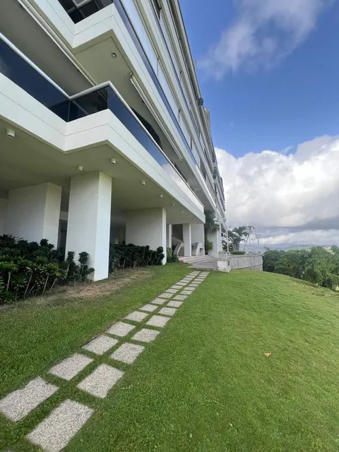 Se Vende / Alquila  Apartamento 264m2 3h+s/3b+s/3p.san Roman.