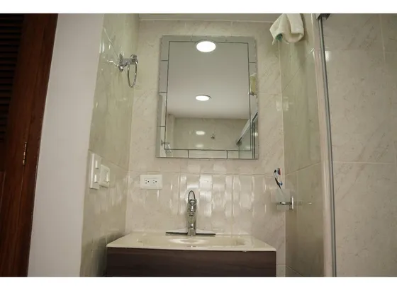 Apartamento En Venta Sector La Castellana, Medellin 