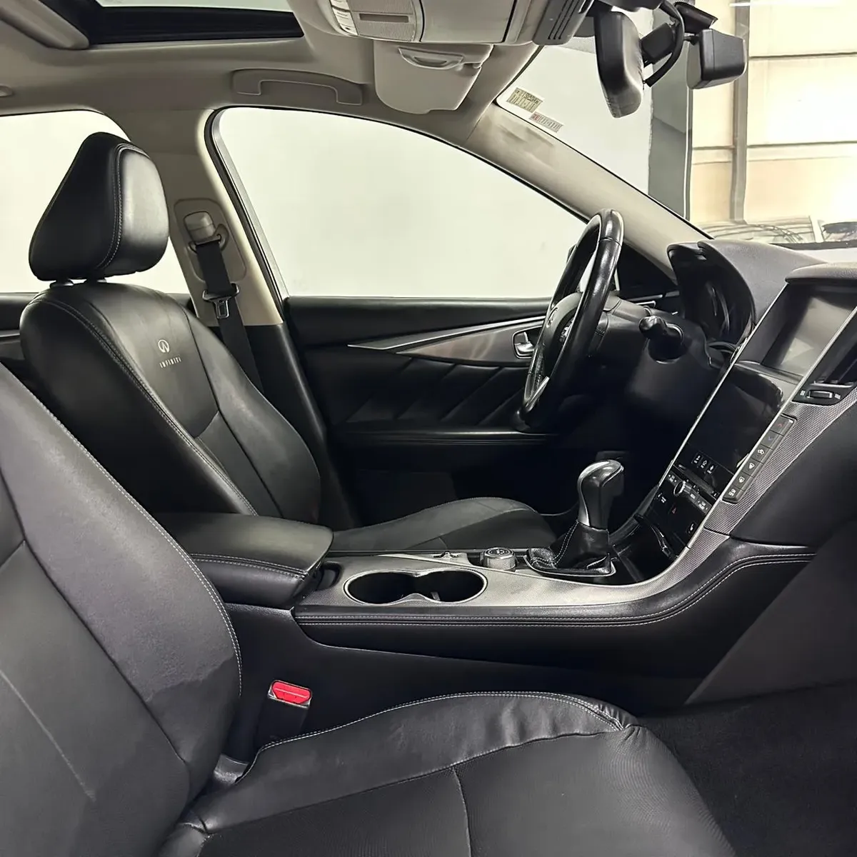 Infiniti Q50 2017 3.7 Perfection At