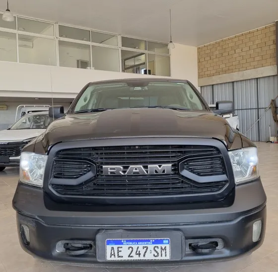 Ram 1500 5.7 Laramie Atx V8