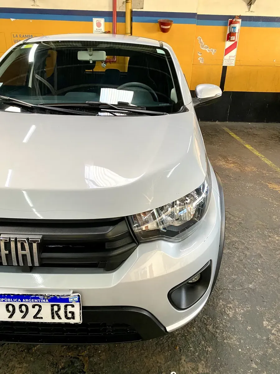 Fiat Mobi 1.0 Like5504057540411596821
