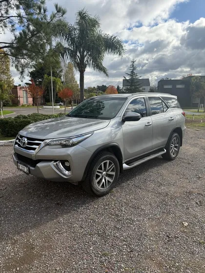 Toyota Hilux Sw4 2.8 Srx 177cv 4x4 7as At