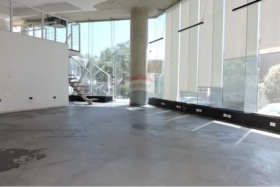 Oficina En El Corazón De Las Condes