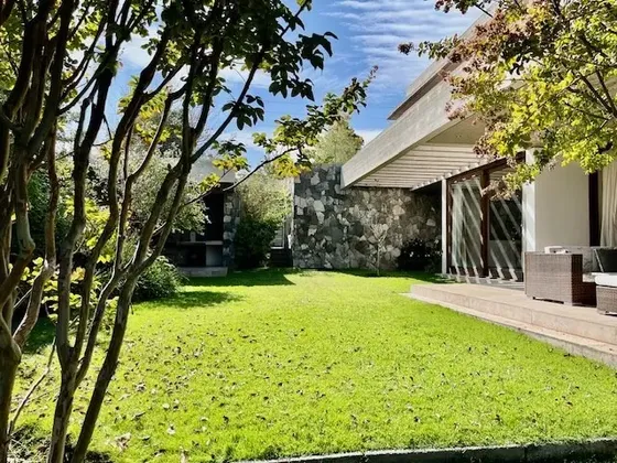 Casa En Venta En San Carlos De Apoquindo