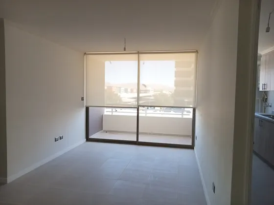 Edificio Av. Circunvalación (1 Est. 2 Bod.) Vista Oriente