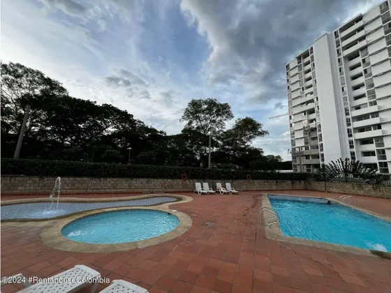 Apartamento En  Prados Del Este Rah Co: 25-1013