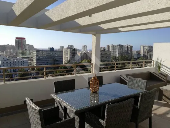 Departamento En Venta De 2 Dorm. En Viña Del Mar