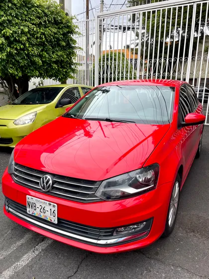 Volkswagen Vento 1.6 Highline Mt