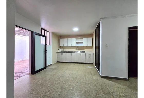 Venta: Casa En 1er Nivel En Belén San Bernardo 