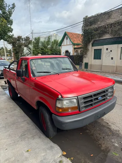 Ford F-100 2.5 I Xlt