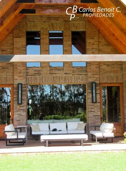 Gran Casa Estilo Tradicional