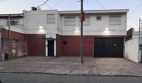 Nuevo Precio!! Depósito/galpón Con Oficinas En Venta  Dueño Directo  ¡financiación Disponible!