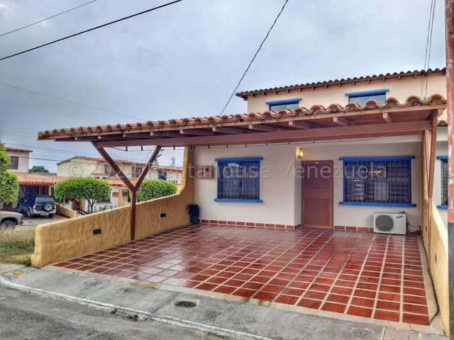 Rosa Rodríguez Vende Apartamento En Urb. Parque Ávila, Cabudare Mls #25-4094