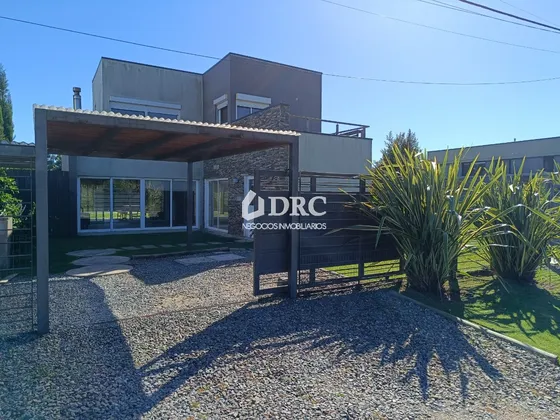 Divina Casa En Barrio Privado Las Higueritas.
