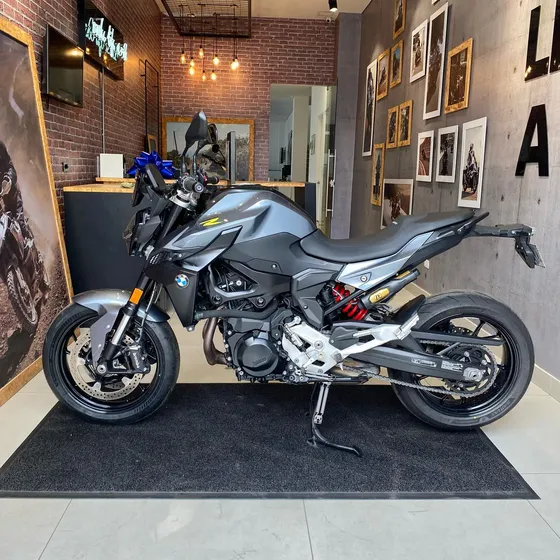 Bmw F 900 R