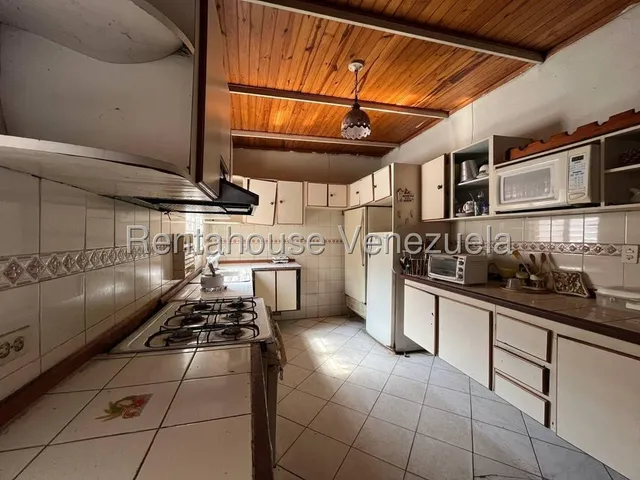 Ivonne Bracho Vende Potencial Casa Comercial En Pleno Centro De Barquisimeto.  #25-18972