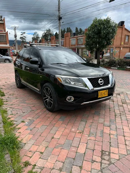 Nissan Pathfinder 3.5 R52 Exclusive