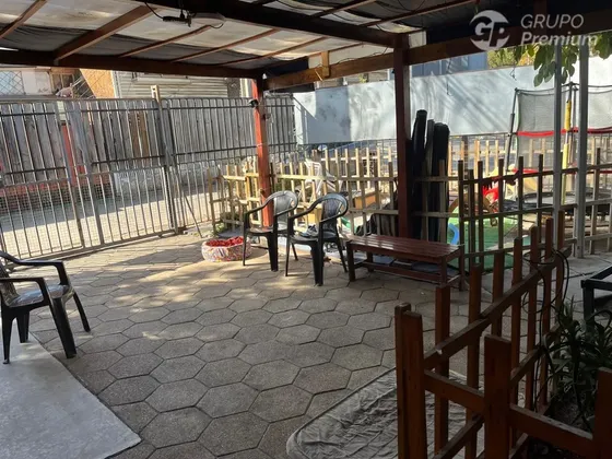 Venta Casa 4 D/2b 76m2/187 M2 Metro Mirador La Florida