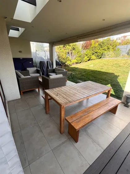 Casa En Venta De 3 Dorm. En Lo Barnechea