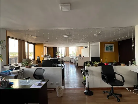 Se Vende Oficina Múltiple En El Centro De Armenia 