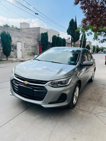 Chevrolet Onix 1.3 Lt Mt