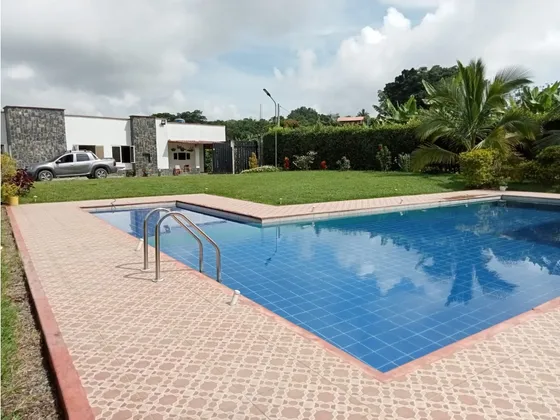 Venta Finca La Tebaida - 2.1 Cuadras
