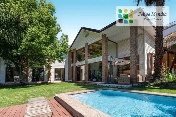 Casa Quinchamali, 4d + Estar, Servicios, Gimnacio, Piscina