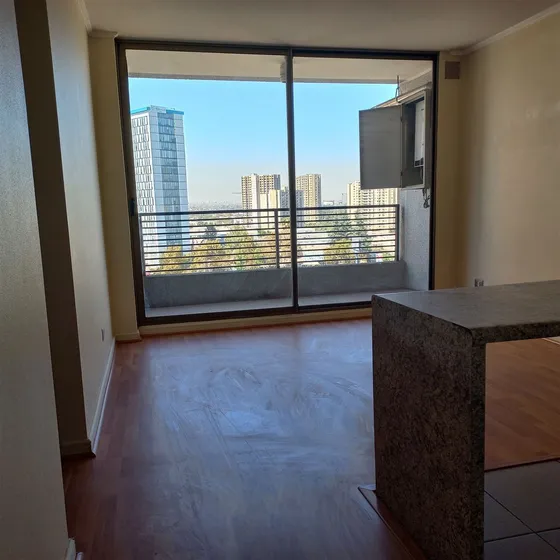 Departamento En Arriendo De 3 Dorm. En Estación Central