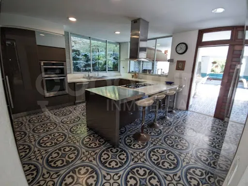 Casa Residencial En Arriendo Loma Del Escobero 472-7390
