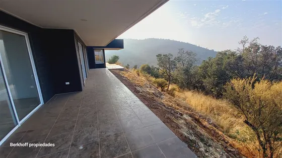 Casa En Arriendo De 3 Dorm. 3 Baños, El Principal, Pirque