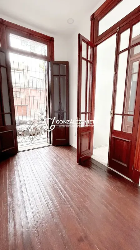 ¡alquiler Propiedad De Cuatro Habitaciones Para Uso Comercial O Empresarial En Zona Goes!