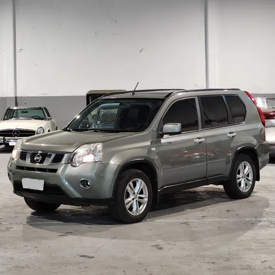 Nissan X-trail 2.5 Sense Mt