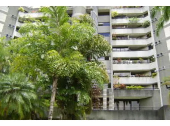 #24-12175  Exclusivo Apartamento En Los Chorros 