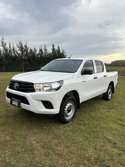 Toyota Hilux Pick-up 2.4 Cd Dx 150cv 4x4