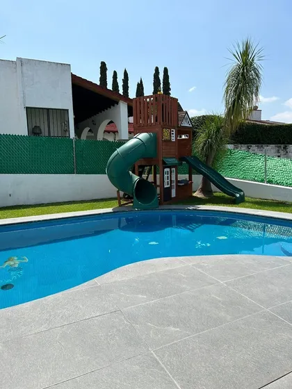Casa En Renta Lomas De Cocoyoc (olimpo)